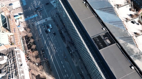 丹麦哥本哈根市中心的无人机镜头视频素材模板下载