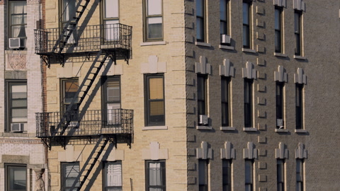 纽约市街角公寓的建立镜头视频素材模板下载
