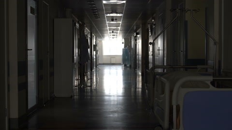 医院里黑暗的长廊