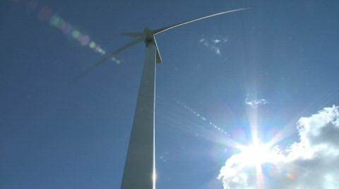 风力涡轮机产生能量（10个中的5个）视频素材模板下载