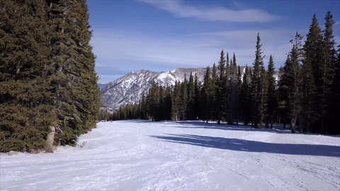 科罗拉多州铜山滑雪板POV。4K镜头视频素材模板下载