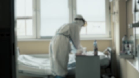 医护人员看护病人 视频素材模板下载