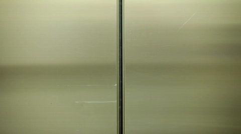 电梯门打开关闭特写镜头