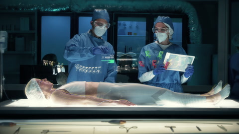 专业外科医生与患者一起使用增强现实全息技术