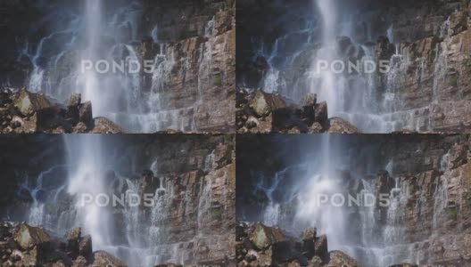 瀑布和岩石高清在线视频素材下载