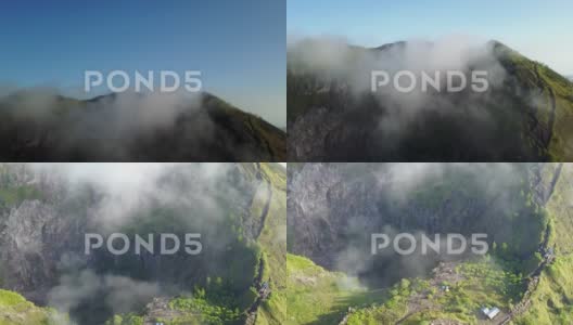 火山口和云层 - 宽阔的视野 - 巴厘岛 1高清在线视频素材下载