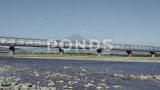 富士山前的新干线过桥高清在线视频素材下载